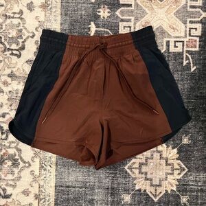 Abercrombie YBP motion TEK high rise lined workout shorts
